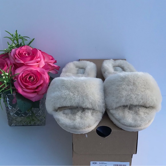 UGG Fluff Slide II - Picture 2 of 8